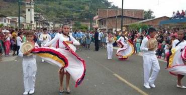 HONORATO VÁSQUEZ CELEBRA SUS 77 AÑOS DE PARROQUIALIZACIÓN