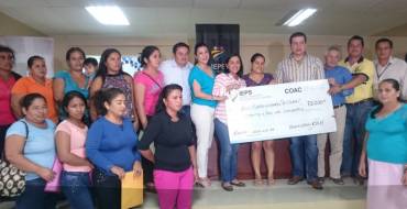 IEPS y MIES entregaron Créditos de Desarrollo Humano a agrupación de mujeres manabitas