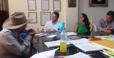 Equipo multidisciplinario de alto nivel se reúne con Ramón Mieles Arteaga, Alcalde de Santa Ana.