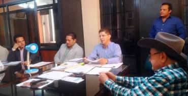 Alcalde de Santa Ana coordina acciones con directivos de la CNEL – EP