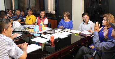 Coordinan acciones en beneficio de la transportación rural