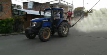 Santa Ana continúa trabajos con la desinfección de calles