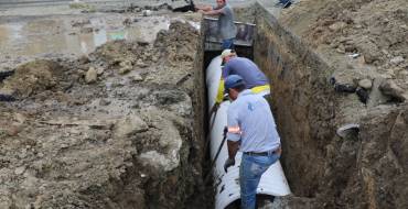 Se ejecutan trabajos de alcantarillado en el sector de La Mocorita.